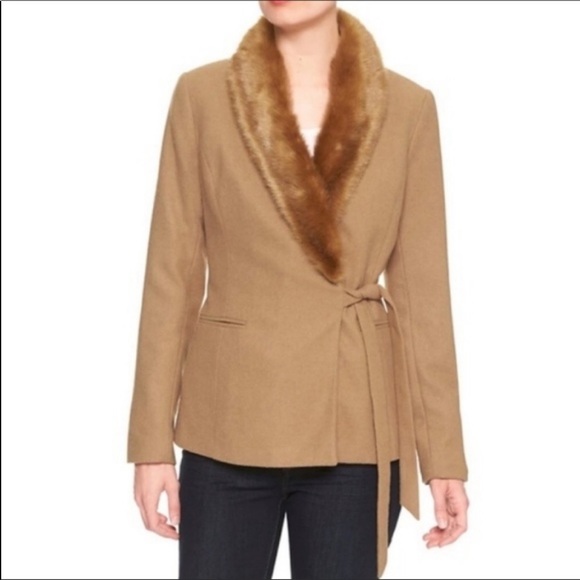 Banana Republic Wool Blazer with Removable Faux Fur - Picture 13 of 13